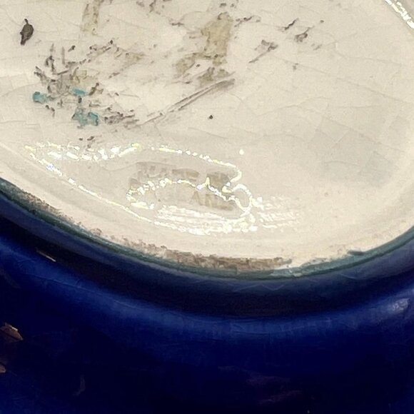 Moorcroft Cobalt blue with pink hibiscus Pottery teardrop ashtray. Signed - Picture 3 of 7